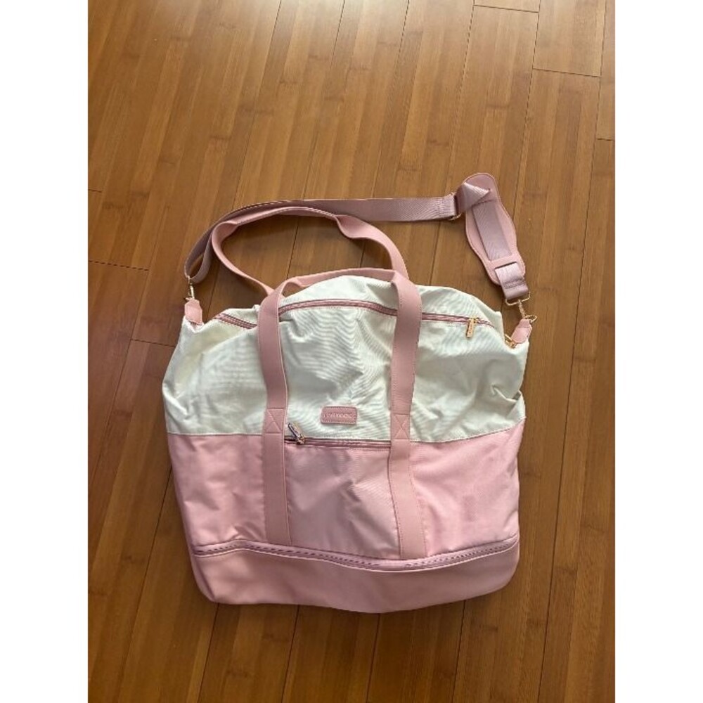Lovevook Duffel Bag Pink White